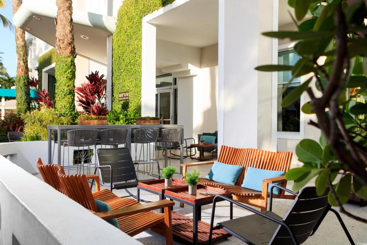 Kimpton Surfcomber Resort