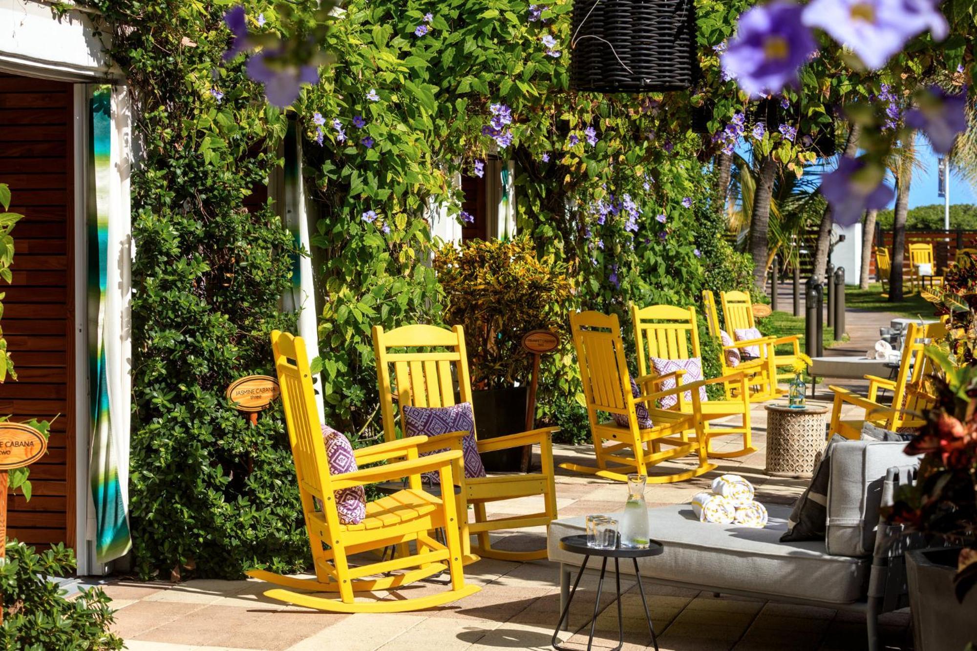 Kimpton Surfcomber Resort 4*