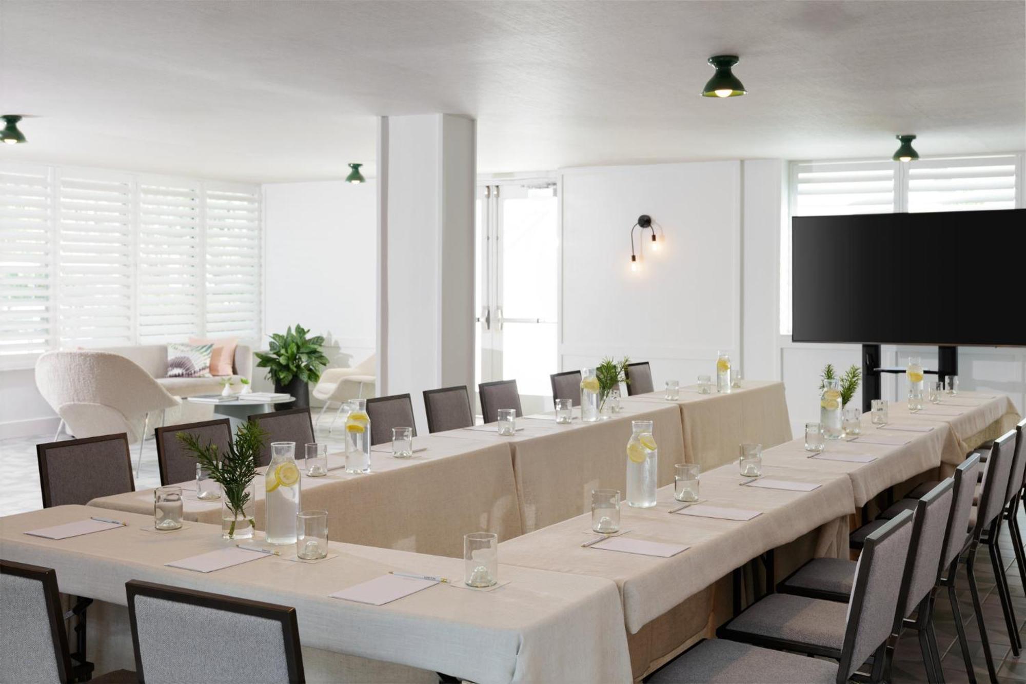 Kimpton Surfcomber